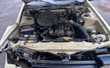 Toyota-celica-gt-1983-9
