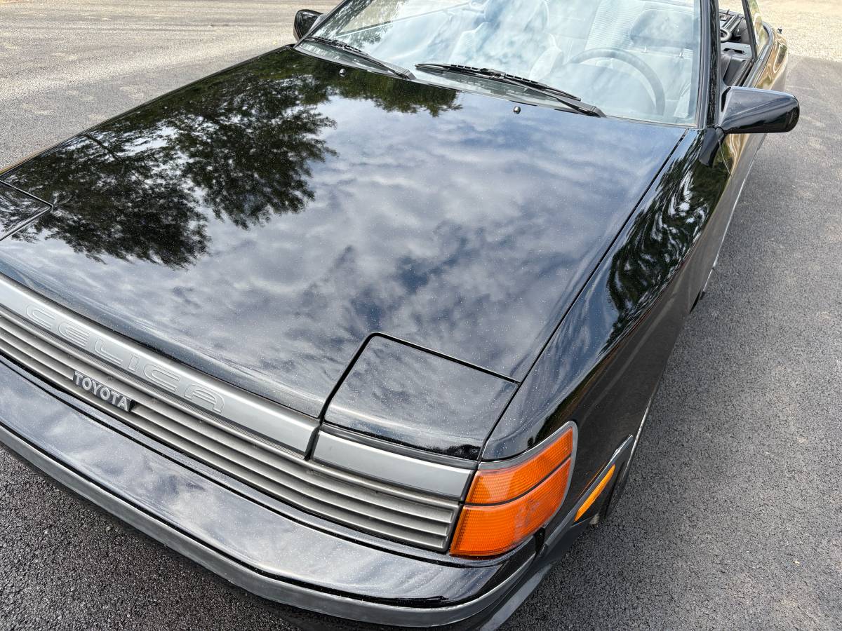 Toyota-celica-gt-1988-black