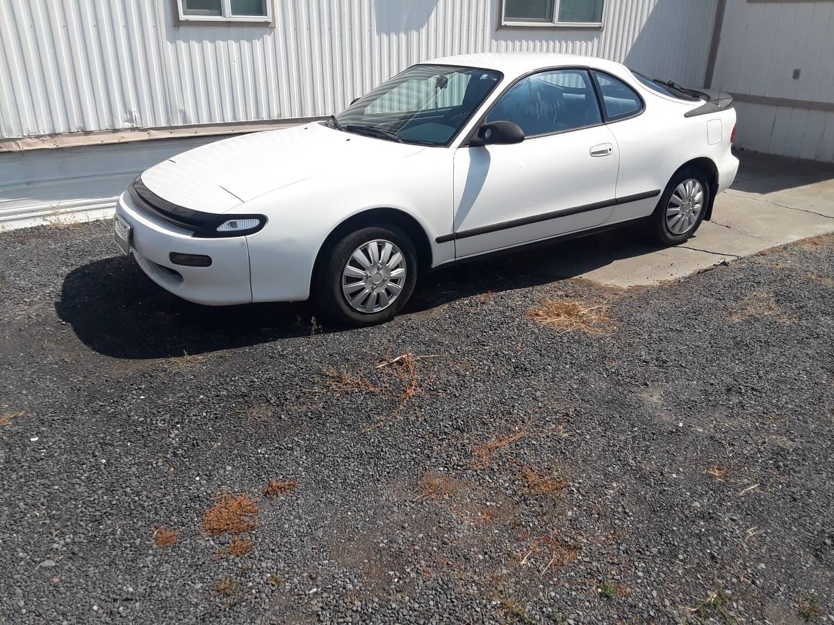 Toyota-celica-gt-1990-white