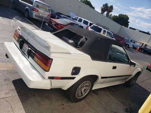 Toyota-celica-gt-convertible-1985-white-5