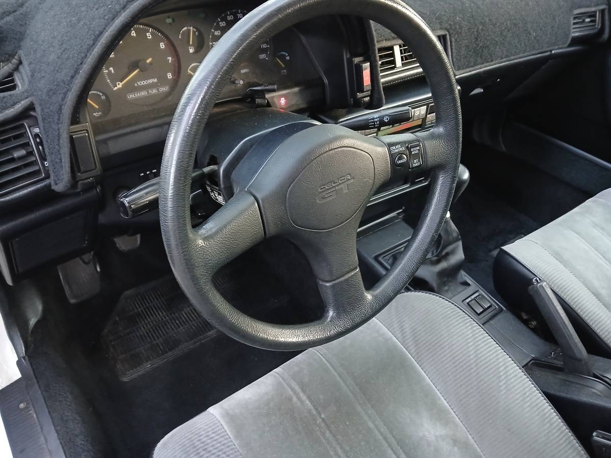 Toyota-celica-gt-convertible-1988-white-14