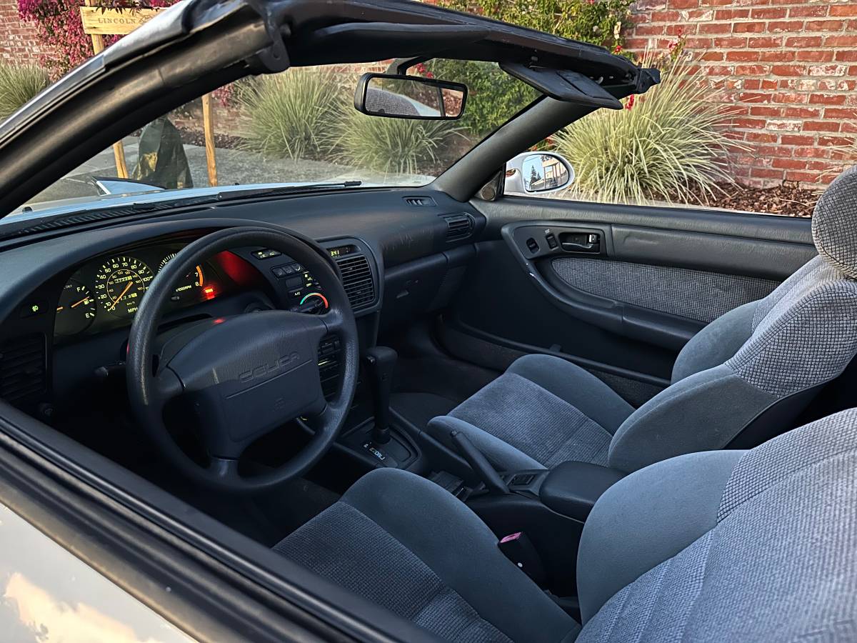 Toyota-celica-gt-convertible-1991-white-13