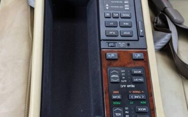 Toyota-celsior-1990-green-11