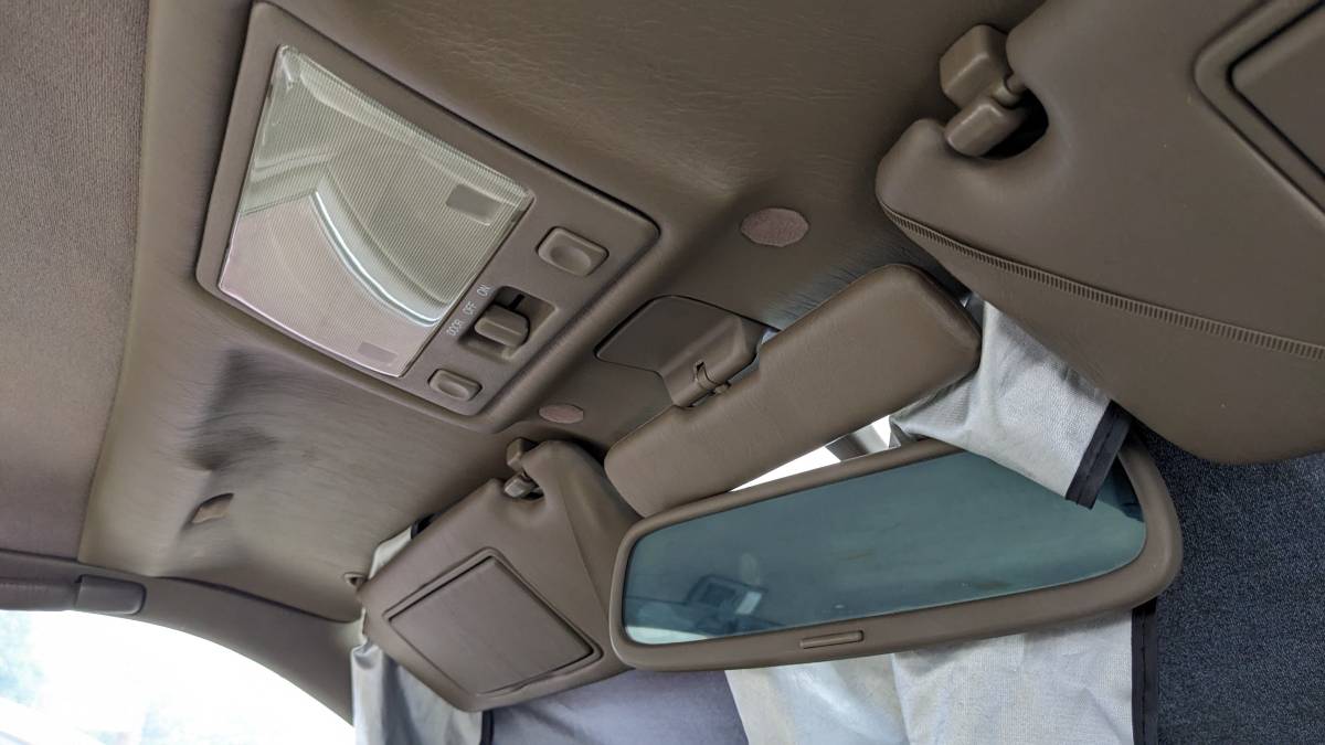 Toyota-celsior-1990-green-13