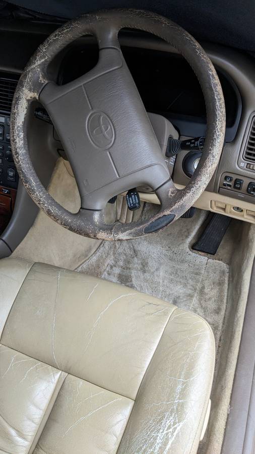 Toyota-celsior-1990-green-2