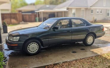 Toyota-celsior-1990-green