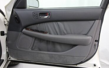 Toyota-celsior-1993-white-21