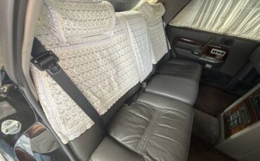 Toyota-century-limo-jdm-edition-1991-black-18