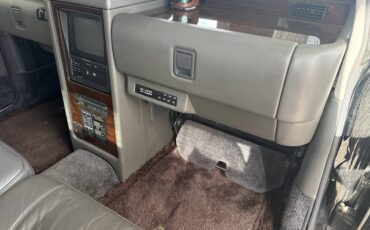 Toyota-century-limo-jdm-edition-1991-black-20