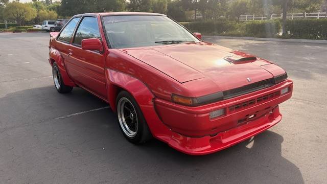 Toyota-corolla-1986-red-4
