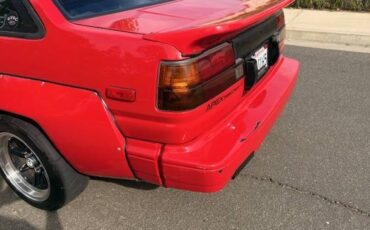 Toyota-corolla-1986-red-8