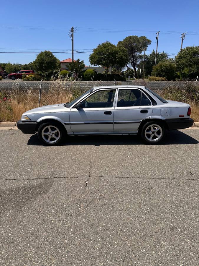 Toyota-corolla-1991-silver-5