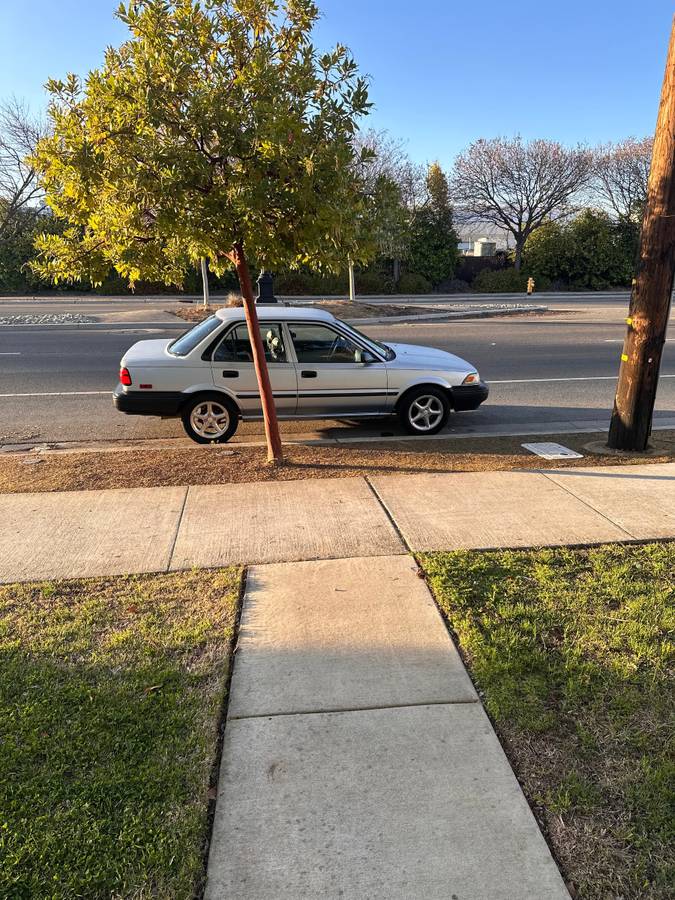 Toyota-corolla-1991-silver-6
