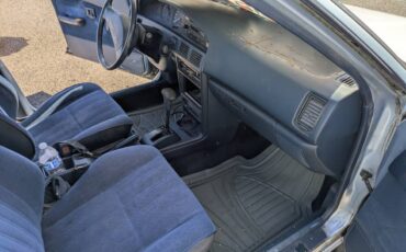 Toyota-corolla-1992-10