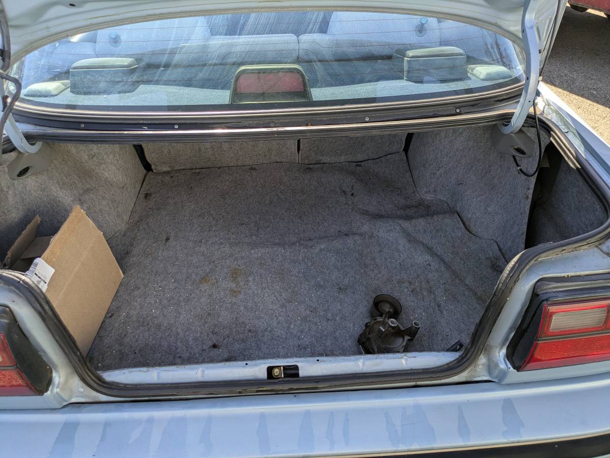 Toyota-corolla-1992-12