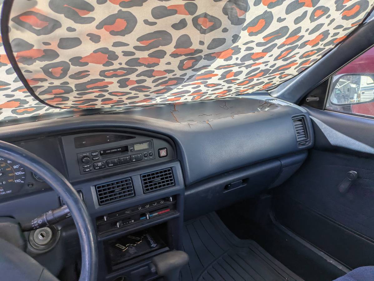 Toyota-corolla-1992-16