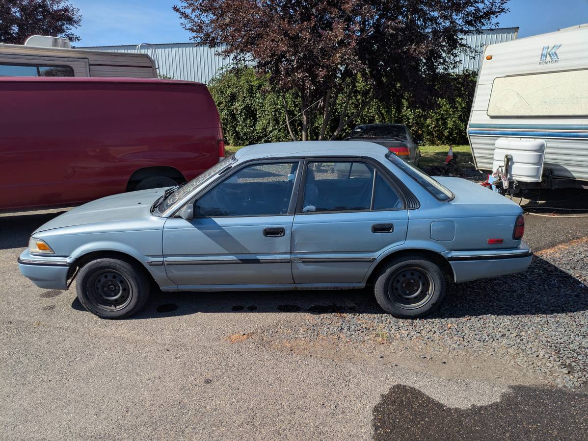 Toyota-corolla-1992-3