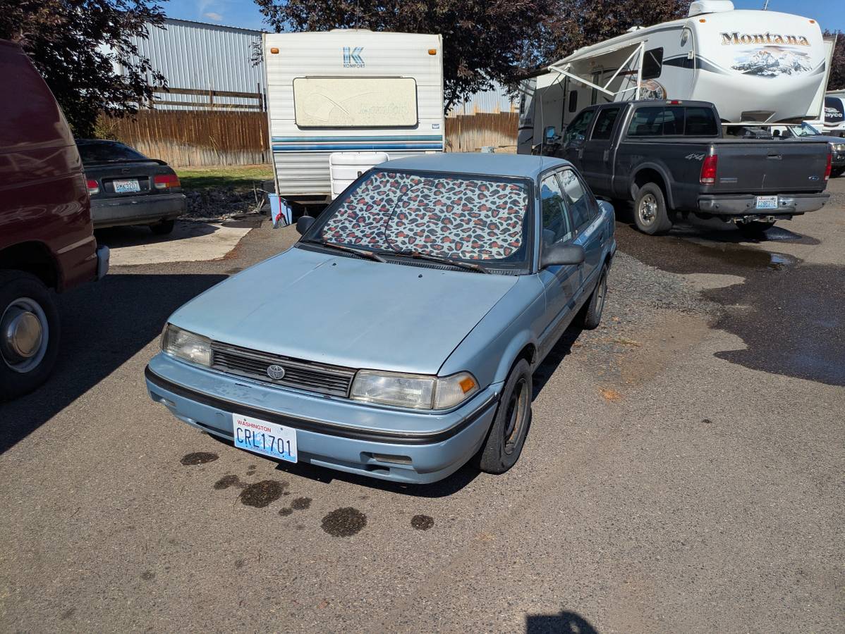 Toyota-corolla-1992