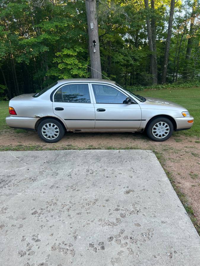 Toyota-corolla-1995-2