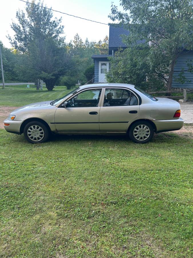 Toyota-corolla-1995-3