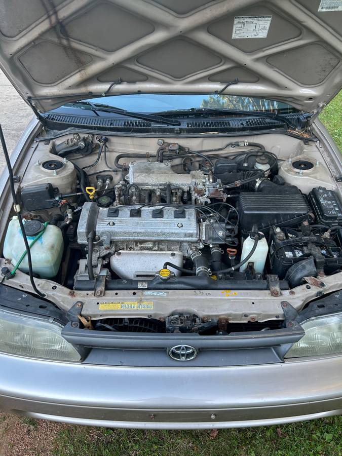 Toyota-corolla-1995-4