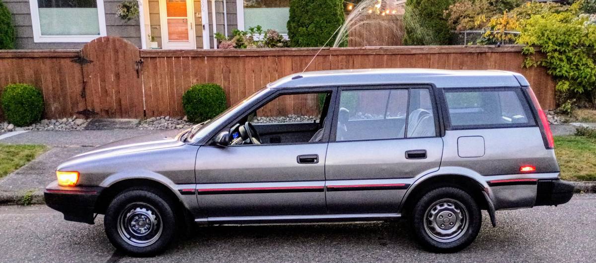 Toyota-corolla-all-trac-4x4-1988-grey-2