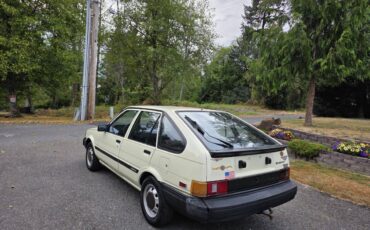 Toyota-corolla-deluxe-diesel-1985-yellow-3