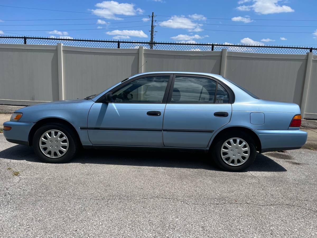 Toyota-corolla-dx-1993-blue-14
