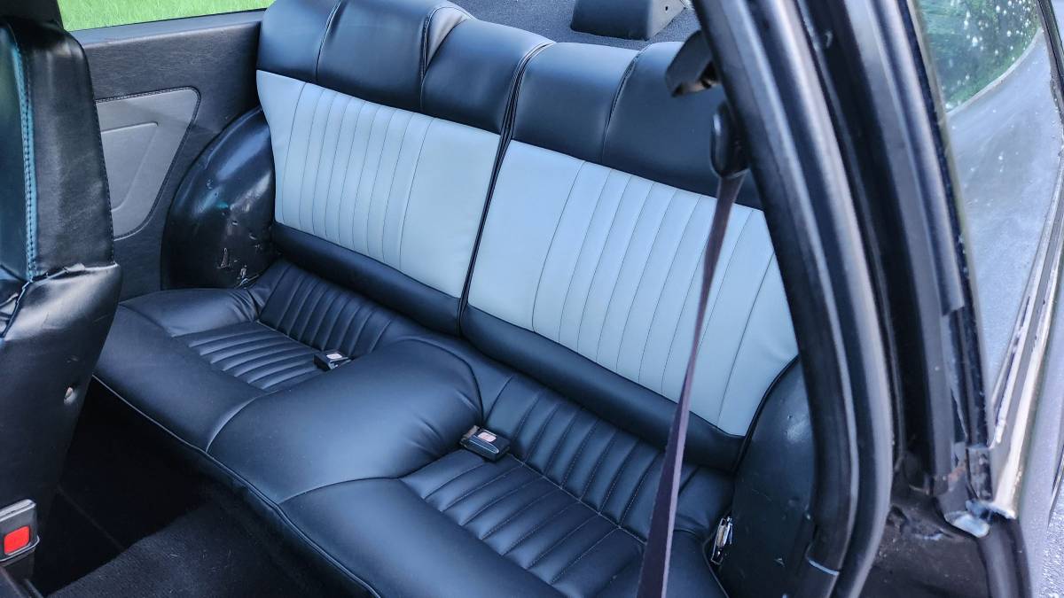 Toyota-corolla-gts-twin-cam-1986-black-14