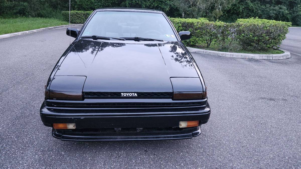 Toyota-corolla-gts-twin-cam-1986-black-16