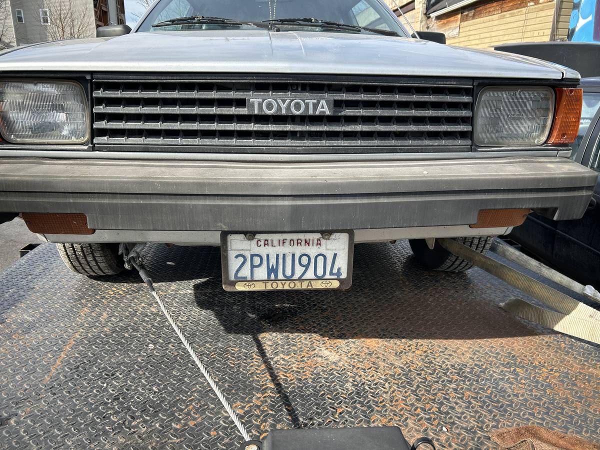 Toyota-corolla-lb-1983-grey-1