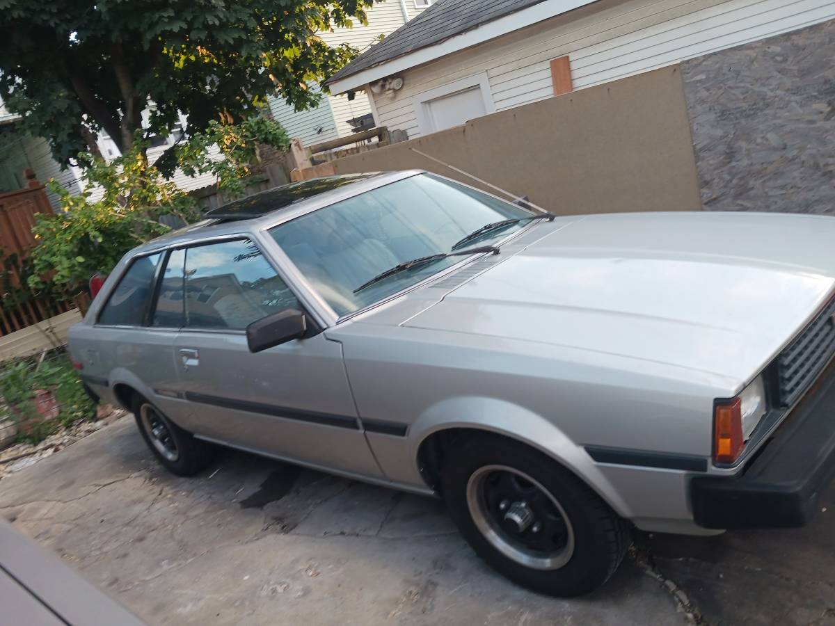 Toyota-corolla-lb-1983-grey-5