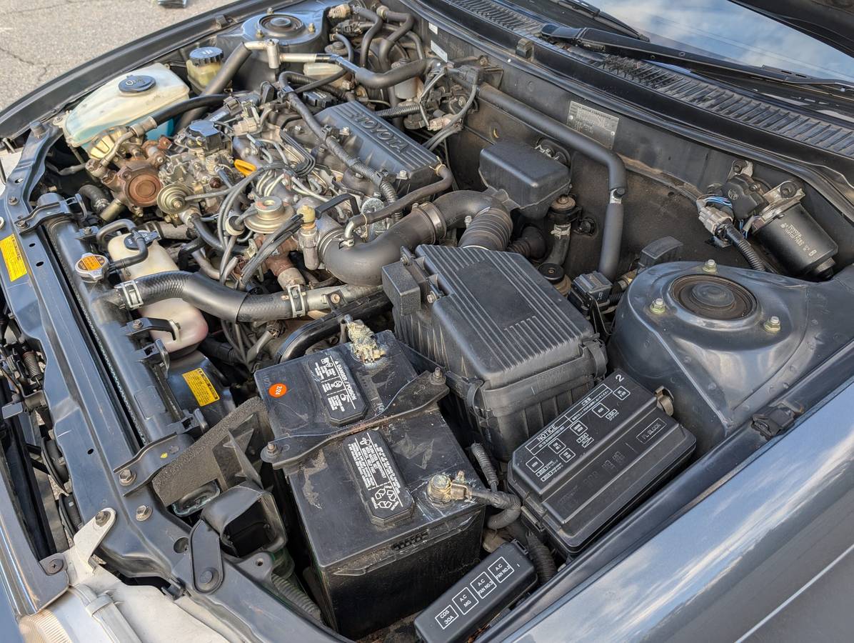 Toyota-corolla-se-diesel-1991-blue-17