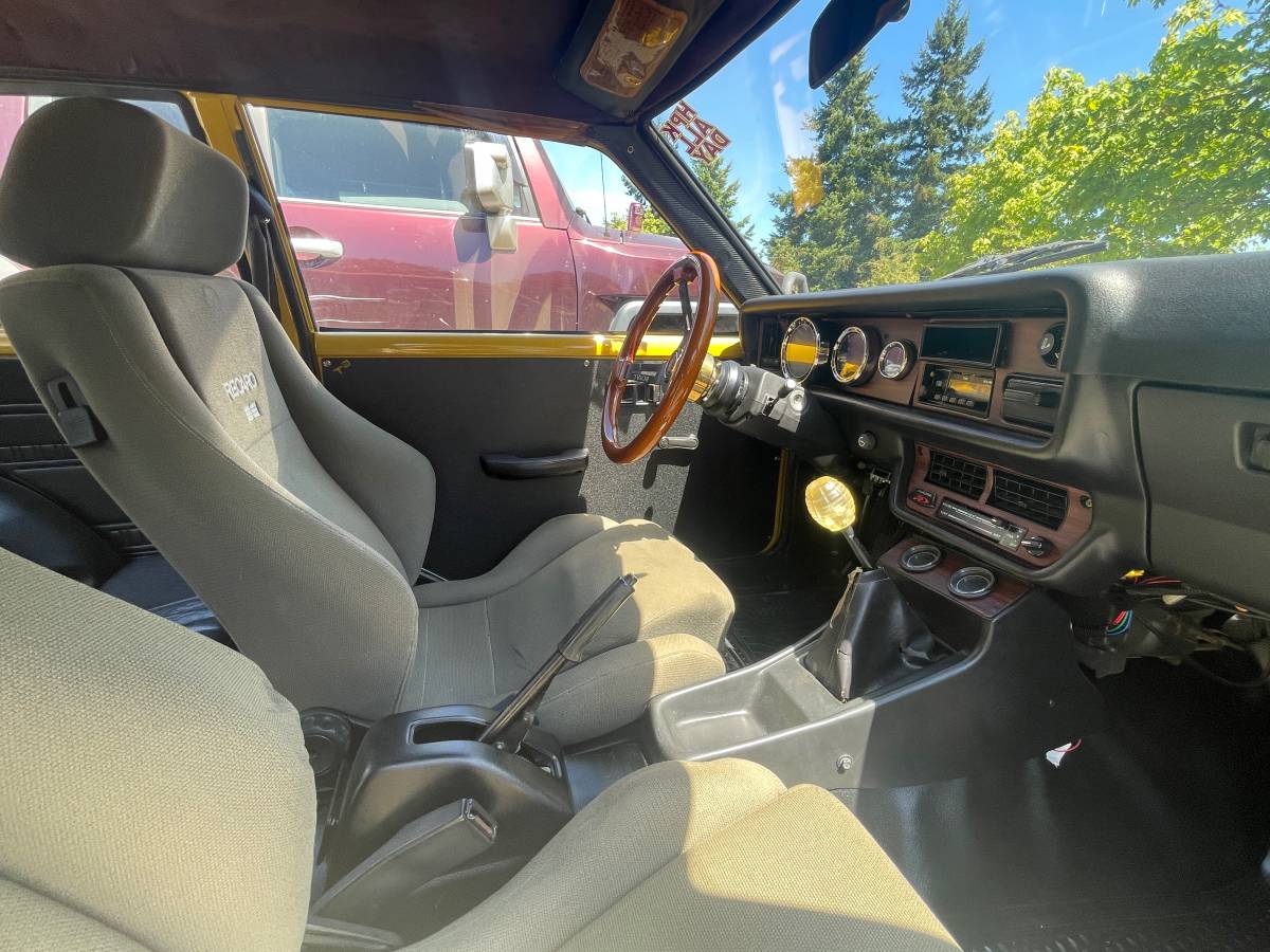 Toyota-corolla-te31-1977-yellow-6