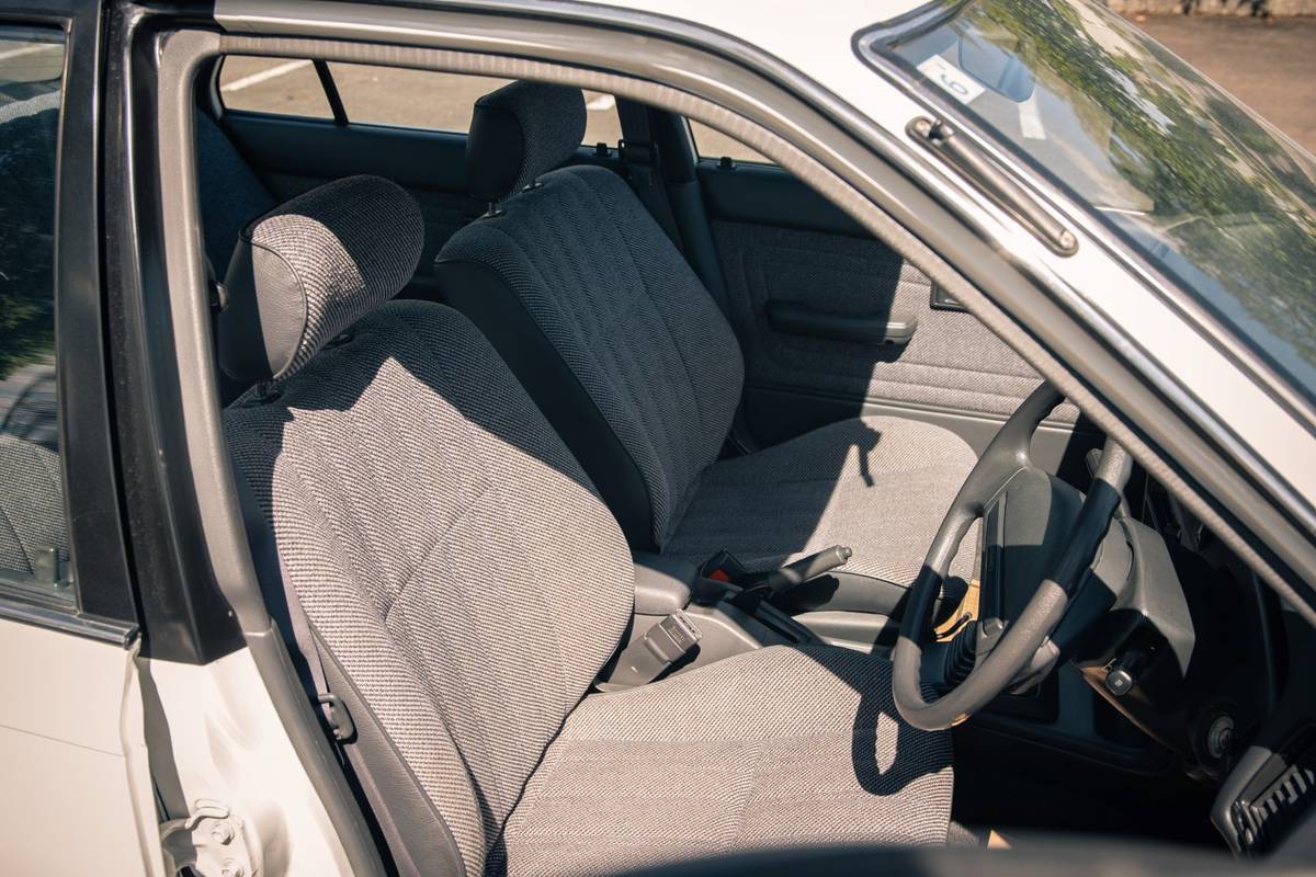 Toyota-corolla-tx-diesel-1991-white-21