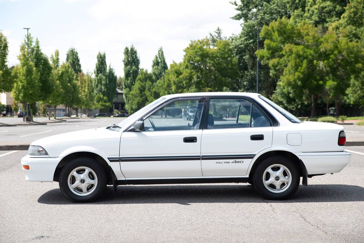 Toyota-corolla-tx-diesel-1991-white-5