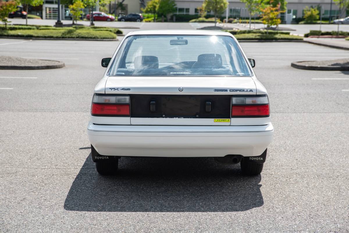 Toyota-corolla-tx-diesel-1991-white-7