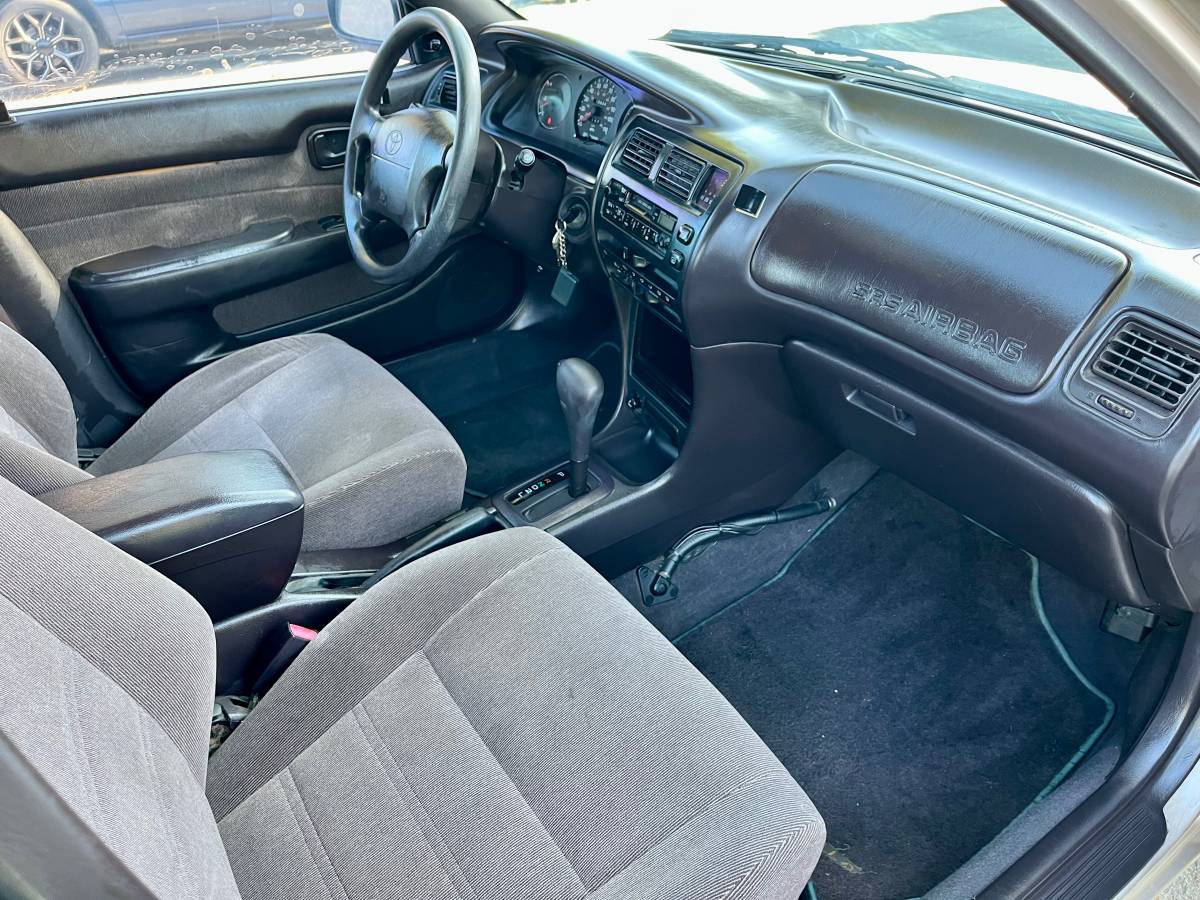 Toyota-corolla-wagon-1994-6