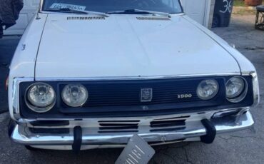 Toyota-corona-1971-white