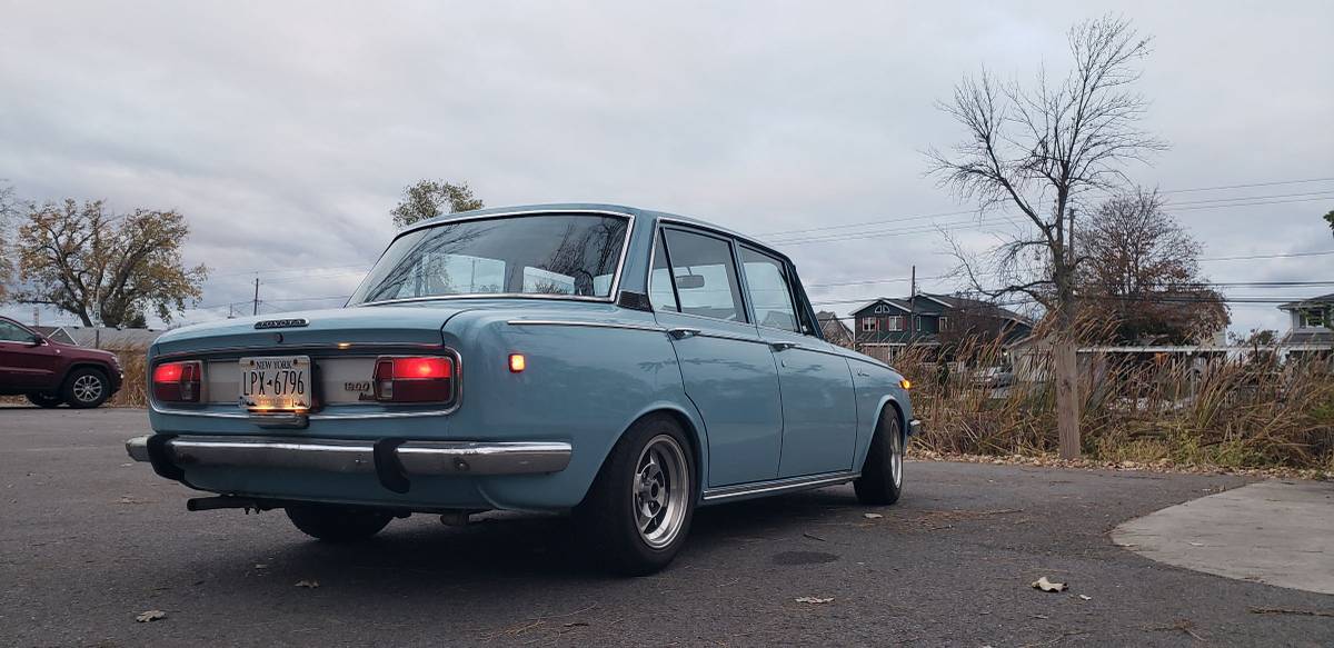 Toyota-corona-rt40-1968-blue-5