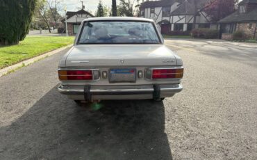 Toyota-corrona-1973-white-4
