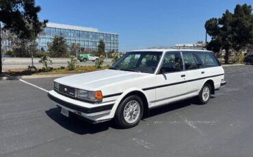 Toyota-cressida-wagon-1987-white