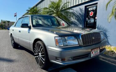 Toyota-crown-majesta-1995-silver-1