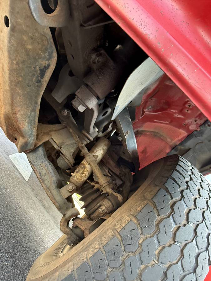 Toyota-deluxe-pickup-x-cab-4x4-1986-red-2
