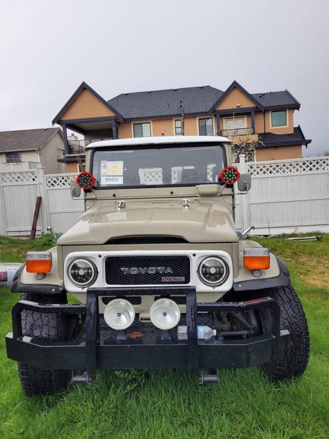 Toyota-diesel-1980-brown