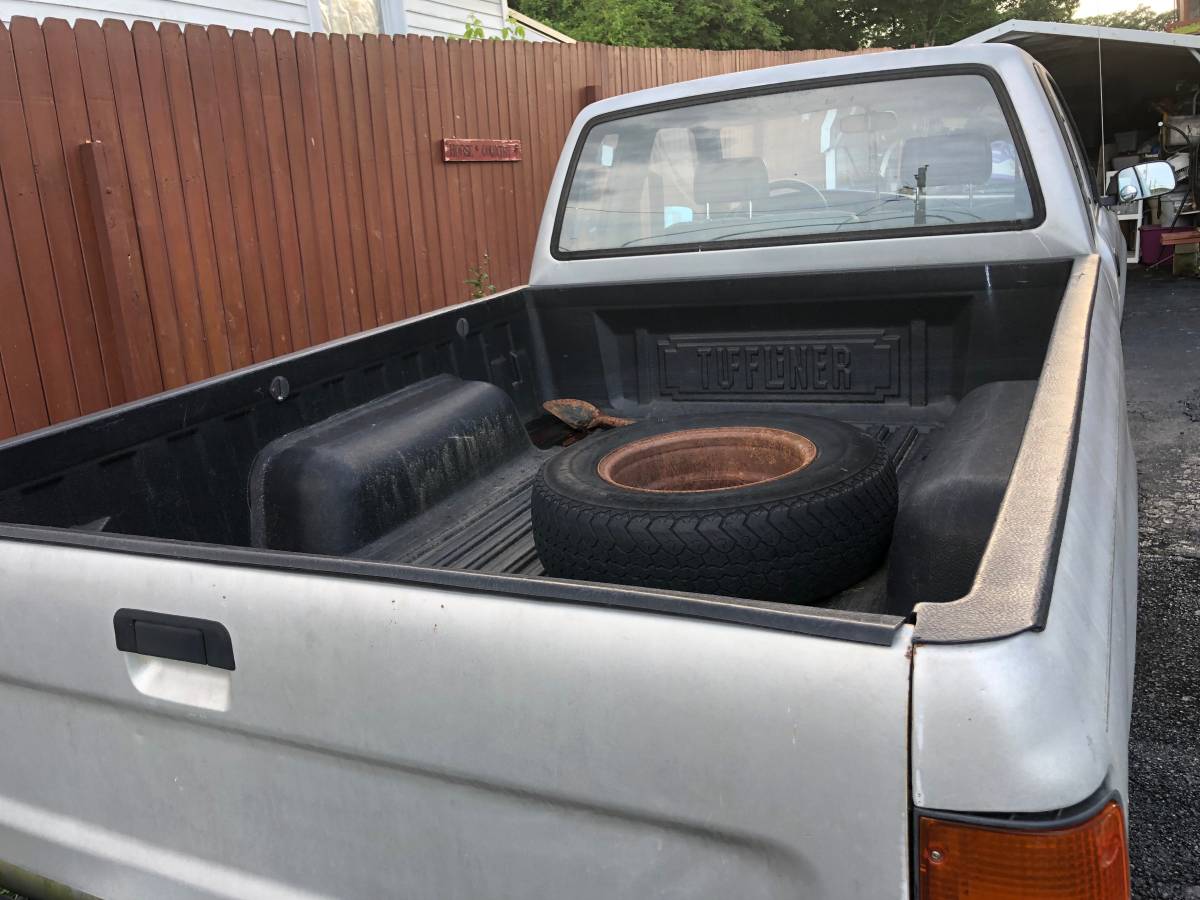 Toyota-dlx-4x4-1989-2
