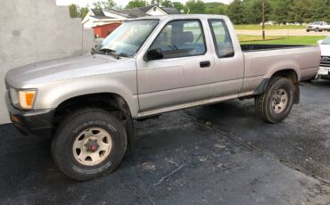 Toyota-dlx-4x4-1989-6
