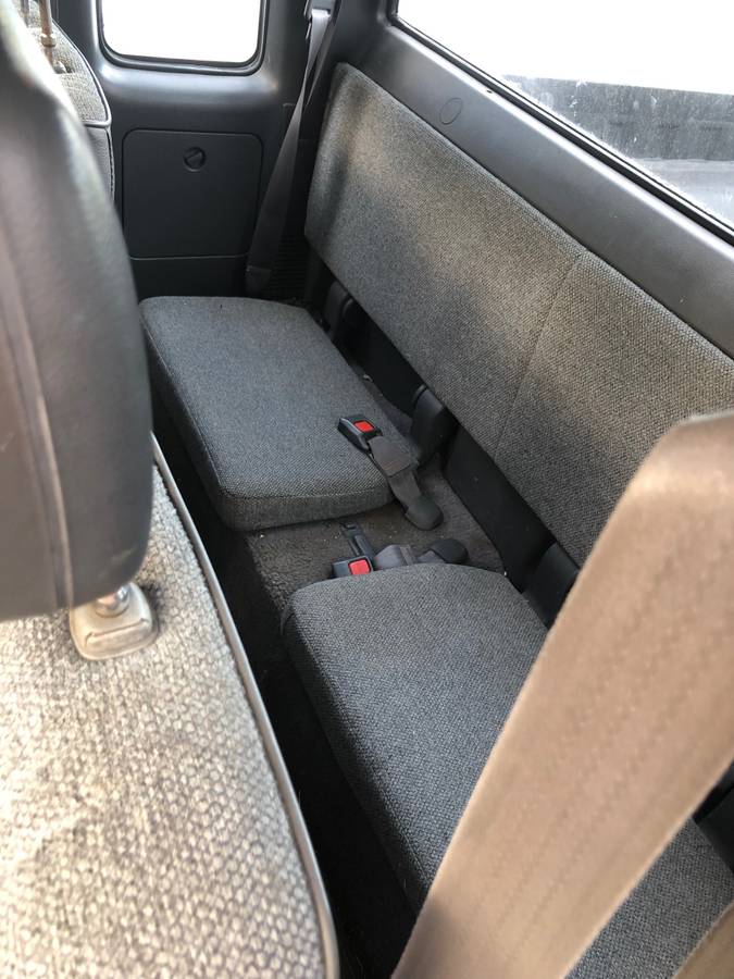 Toyota-dlx-4x4-1989-9
