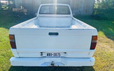 Toyota-dually-1987-white-24