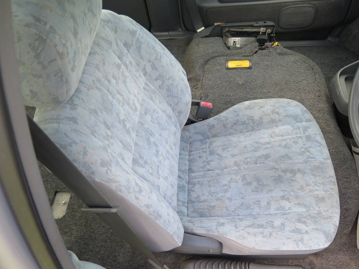 Toyota-estima-previa-1992-grey-12
